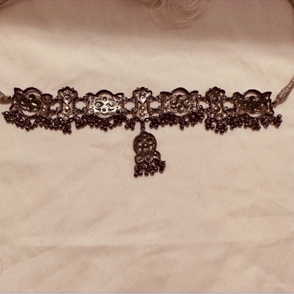 Kundan Silver Necklace - Picture 6 of 9